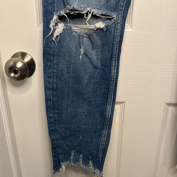 Men’s Zara Ripped Denim Jeans - Picture 3 of 9